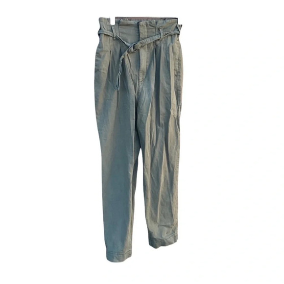 ABERCROMBIE and Fitch green pants with belt size small - Picture 1 of 3